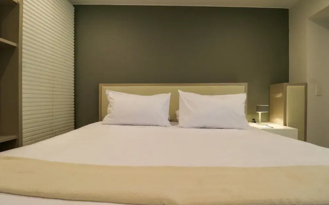 w Sensational 1BR With Private Pool in Barranco