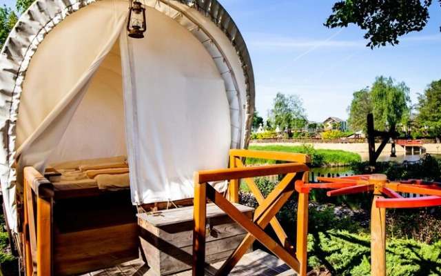 Western Camp Resort