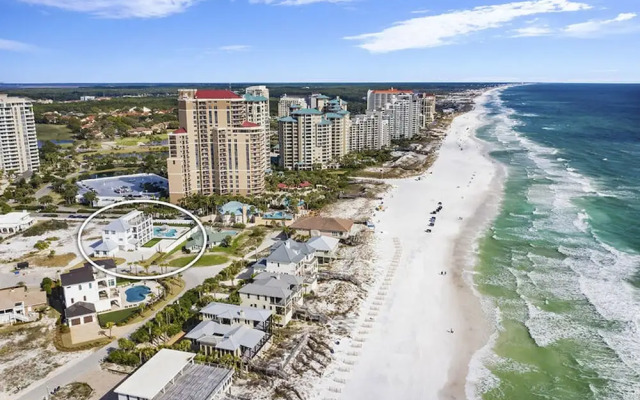 Bourbon Beach by Five Star Properties