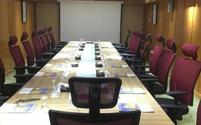 Grand Al Saha Hotel