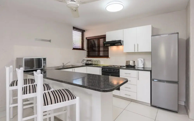 San Lameer Villa Rentals  2510