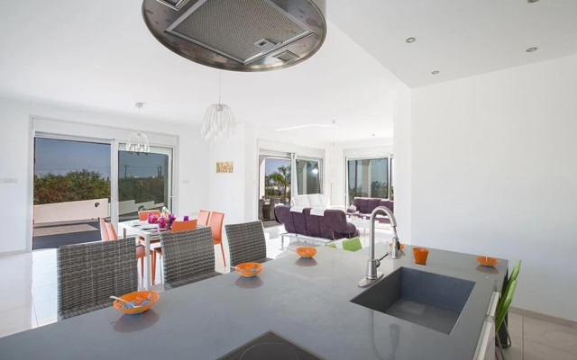 Villa Kelis AQ Ds116