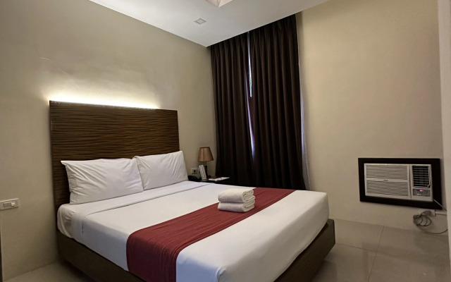 Sebastien Hotel