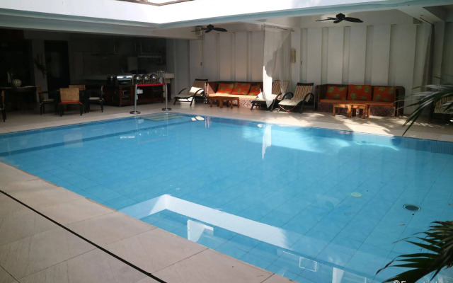 Sugarland Hotel