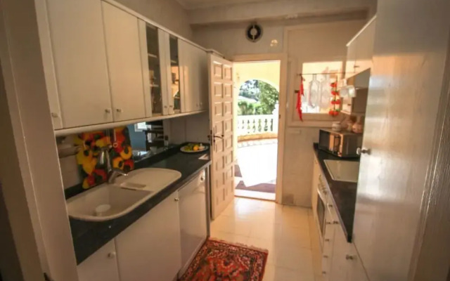 Leila - holiday home with private swimming pool in Moraira