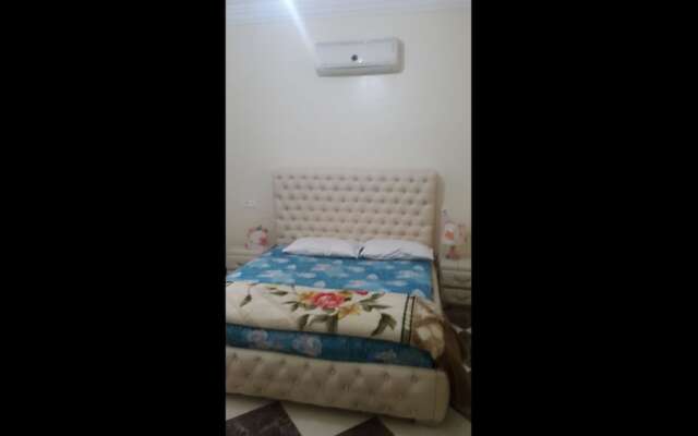 Luxuy one Bedroom Apartment