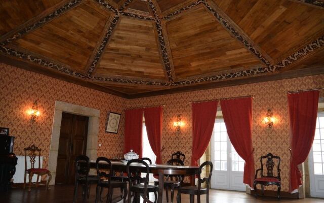 Solar dos Correia Alves