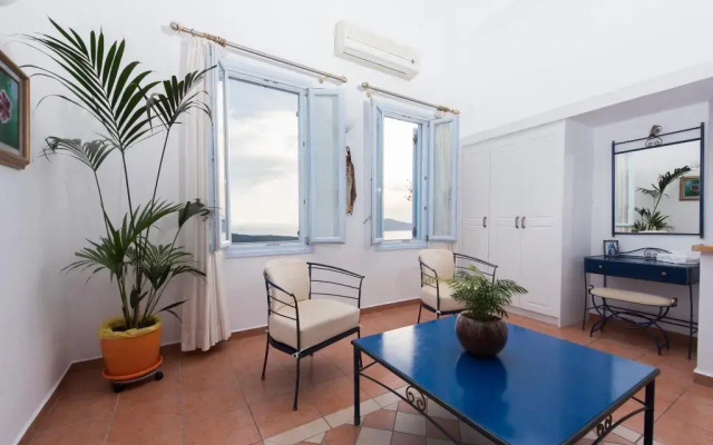 Kastro Suites
