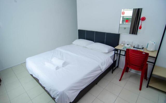 G Star Motel