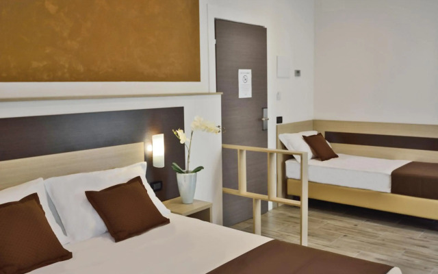 Hotel Luxor Florence