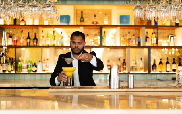 DoubleTree by Hilton London Victoria