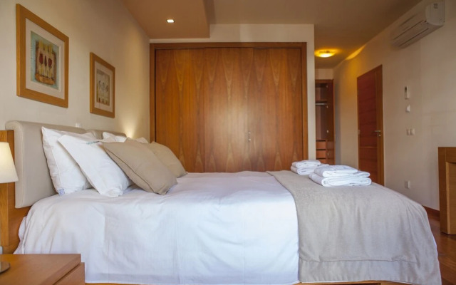 B27 - Luz Bay 2 Bedroom Apartment
