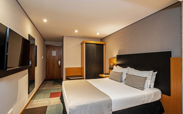 SLAVIERO Curitiba Batel