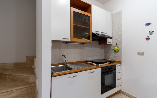 3441 Villa Selvaggia by Barbarhouse