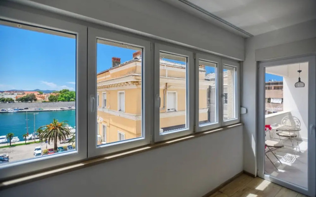 Sea View Apartment Zara Bruna