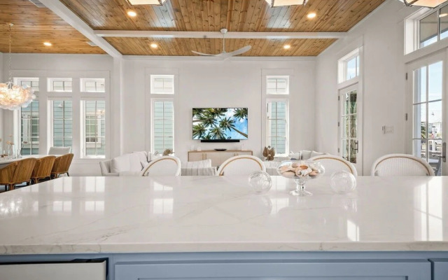 The Sandy Pearl 125 STA