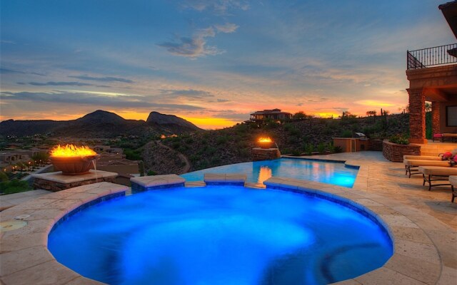 Palisades Estate 5 BR by Casago