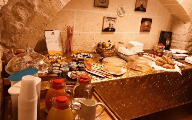 Albergo Tripoli - Guest House