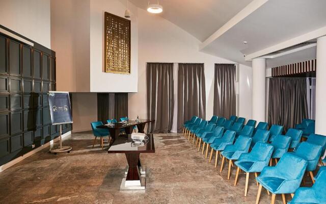Lebada Luxury Resort & Spa