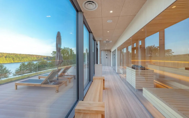 Hotel GLAR Conference & SPA