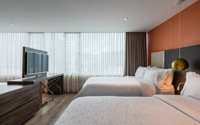 Holiday Inn Express & Suites Medellin