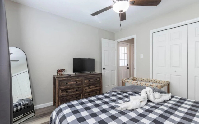 Family Dog Friendly Retreat