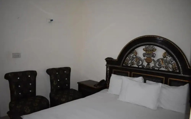 Hotel Basaira