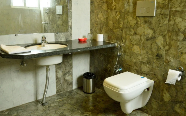 Hotel Neelam Paradise