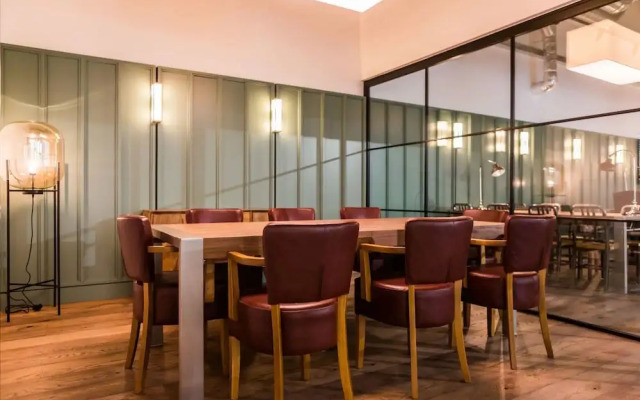 For Students Only Chapter White City in London