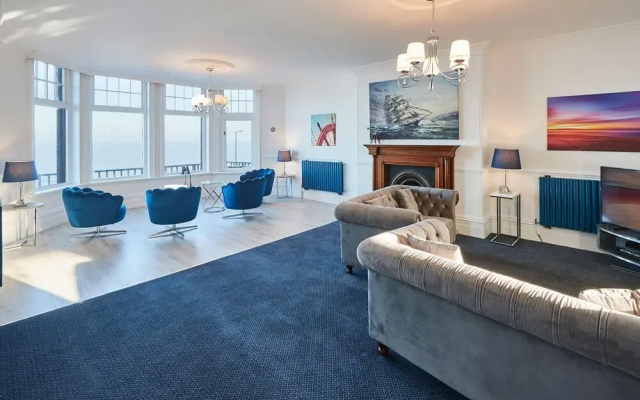 Host Stay Captain s Deck Seafront Apartment