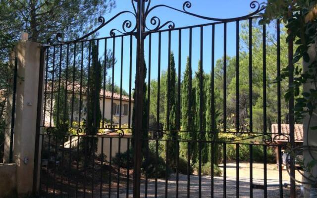 Le Clos Des Mools