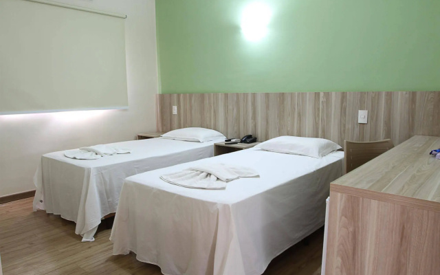 Jaguar Hotel