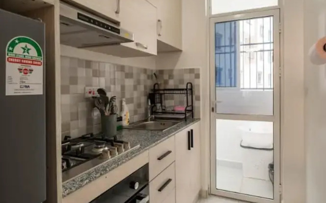 2BR Apartment in Mombasa - Pool & Near Beach