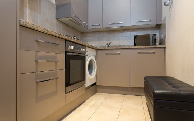 2 Bedroom Flat in Paddington