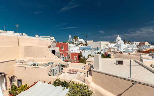 Santorini Karterados Retreat by GHH