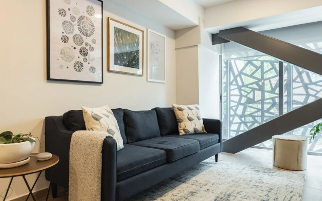 Casai Roma 2 BR Spacious Condo