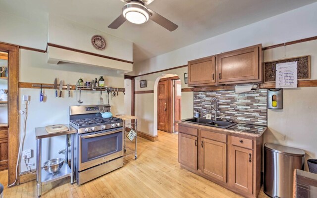 Chic Milwaukee Apartment in Hip Neighborhood!