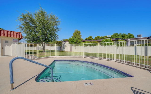 Chic Retreat w/ Patio in Scottsdale!