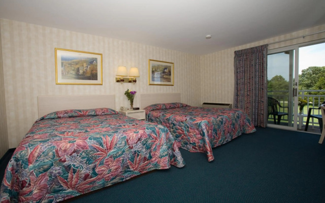 Winnapaug Inn