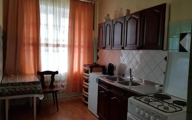 3-h komnatnye apartamenty po ulitse Abazgaa