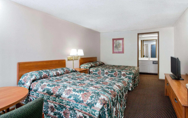 Knights Inn Pittston