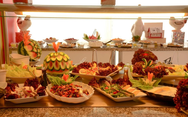 Ark Suite Hotel