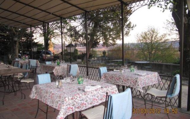 Le Castel du Mont Boisé