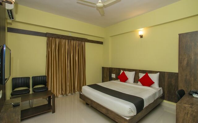 Capital O 23481 Rmv Savera Hotels