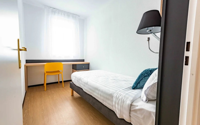 Отель Le Hüb Grenoble