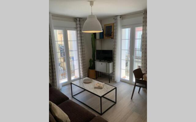 céntrico apartamento La Llum 1A