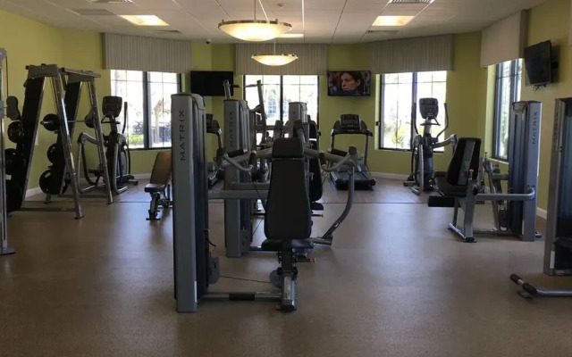 Luxury AND FUN Near Disney Parks 9BR