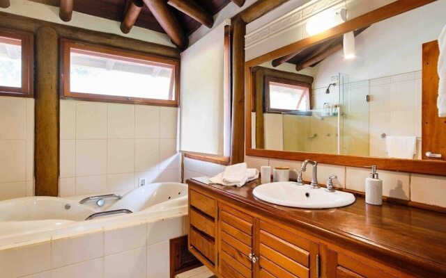 Praia de Itamambuca - Bali House