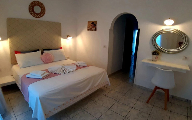 Summer Holiday by Atalos Suites