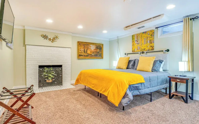 ~ 10 Mi to Dtwn: Indianapolis Home w/ Game Room!